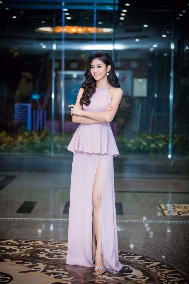 Xuất hiện với nhiều vai trò khác nhau nhưng Thanh Tú vẫn luôn nuôi dưỡng ước mơ thi vào Bộ ngoại giao. Sự dừng chân quá sớm trong sự nghiệp của Á hậu Trà My khiến công chúng càng thêm hi vọng vào sự tỏa sáng của cô em gái Thanh Tú ở những cuộc thi quốc tế.
