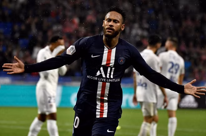 Neymar tháo chạy khỏi PSG vì sợ Covid-19. AFP