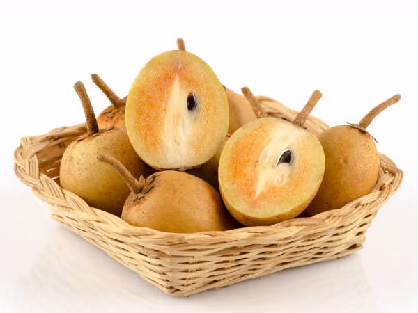 Hồng xiêm: Hồng xiêm chứa 7g đường trên mỗi 100g quả. Chỉ số đường huyết và hàm lượng đường cao khiến hồng xiêm trở thành “trái cấm” đối với người bệnh tiểu đường.