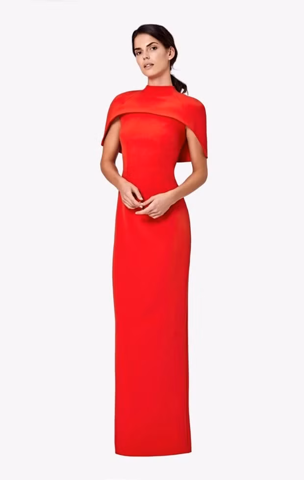 Thiết kế đầm Kalika của thương hiệu Safiyaa có giá 1.295 bảng Anh (khoảng gần 40 triệu đồng).