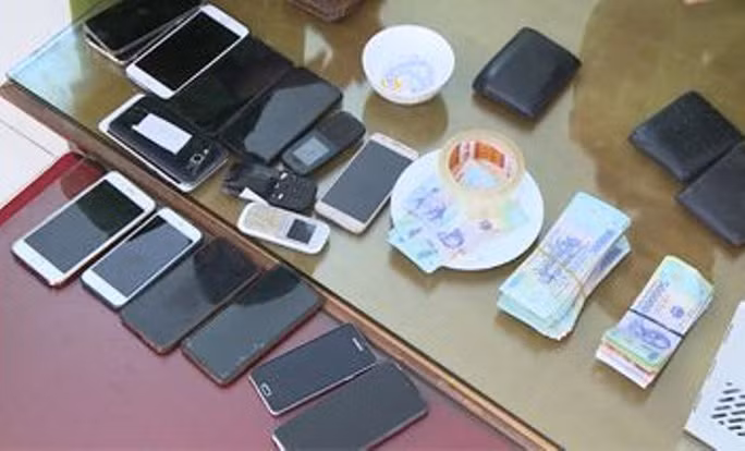 Tang vật liên quan được công an thu giữ Tang vật liên quan được công an thu giữ