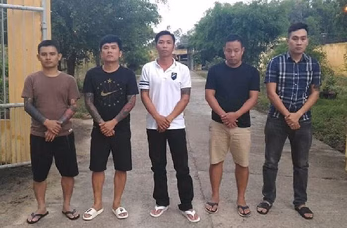 Nhóm người trong đường dây cá độ bóng đá hơn 600 tỷ đồng bị bắt giữ. (Ảnh: C.A) Nhóm người trong đường dây cá độ bóng đá hơn 600 tỷ đồng bị bắt giữ. (Ảnh: C.A)