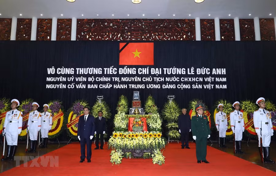Quang cảnh Lễ truy điệu nguyên Chủ tịch nước, Đại tướng Lê Đức Anh. (Ảnh: Thống Nhất/TTXVN)