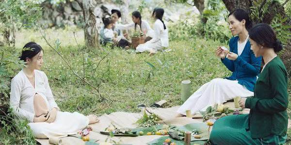 "Vợ ba" Mây và vợ cả, vợ hai trong phim.
