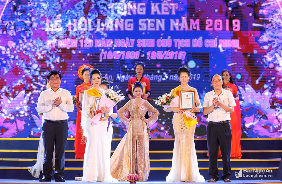 Tại cuộc thi 