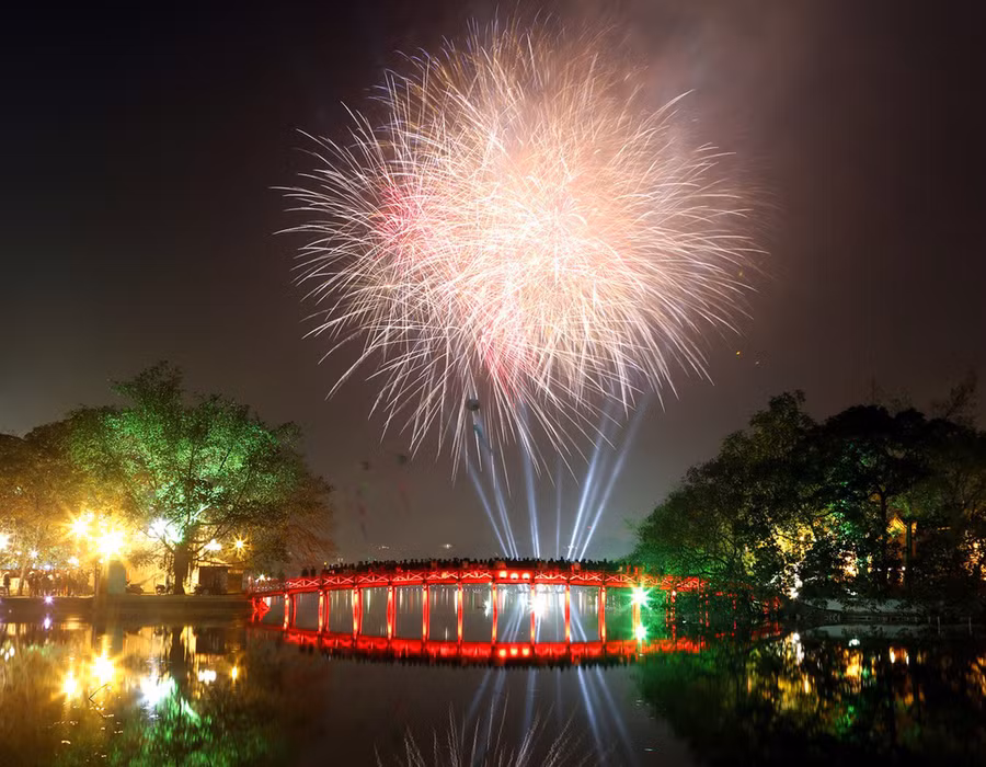  Hà Nội sẽ bắn pháo hoa tầm cao một điểm đêm giao thừa Tết Nguyên đán Tân Sửu 2021.