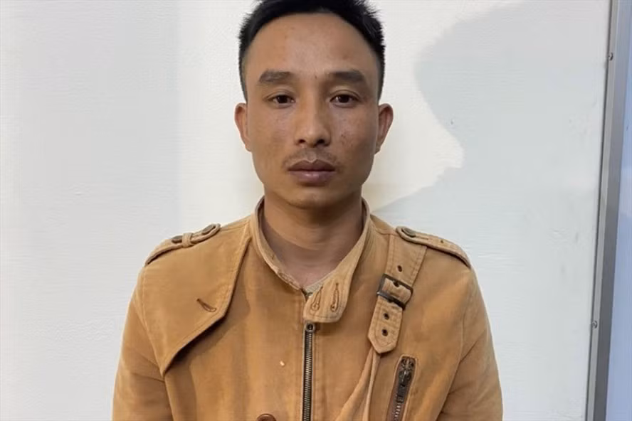 Đối tượng Sơn bị bắt giữ. Ảnh: CA.