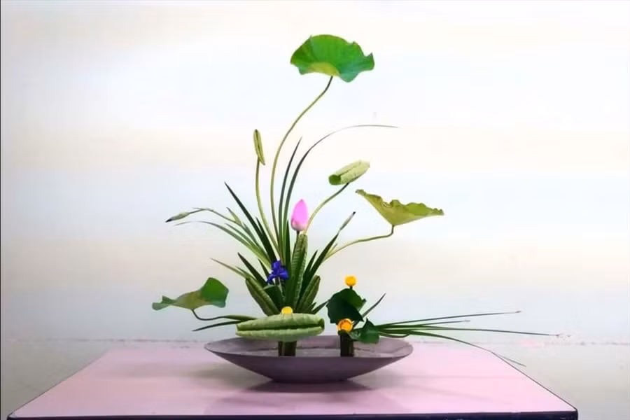 Những lãng hoa được làm từ những chất liệu gần gũi.