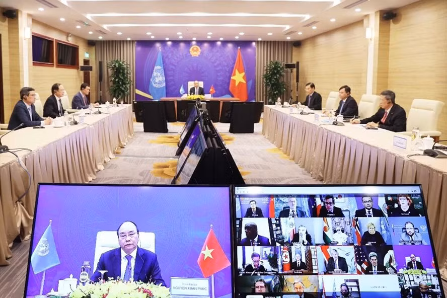 Thủ tướng Nguyễn Xuân Phúc phát biểu tại phiên thảo luận mở của Hội đồng Bảo an Liên Hợp Quốc ngày 23.2. Ảnh: BNG
