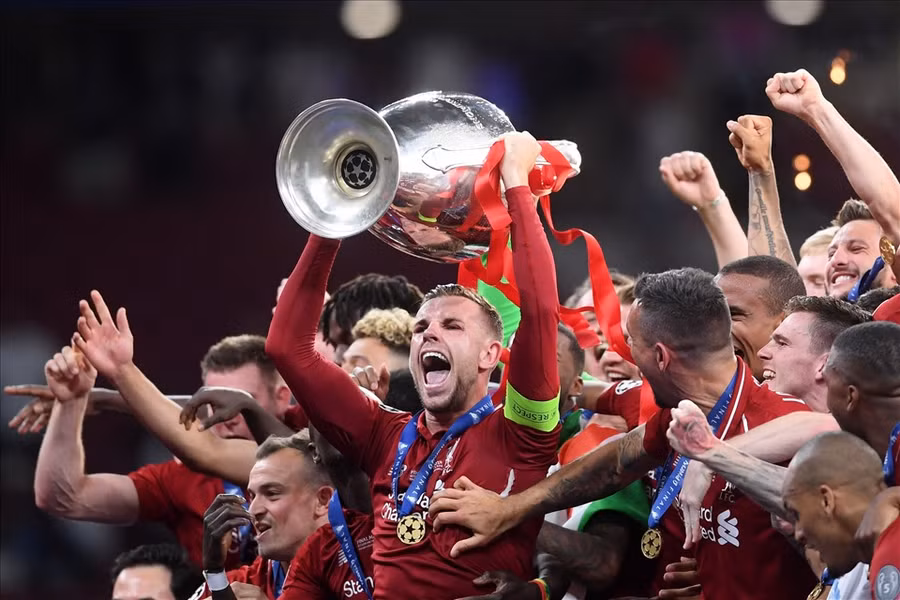 Lên đỉnh Châu Âu... Ảnh: UEFA