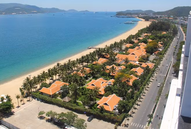  Khu resort Ana Mandara chắn tầm nhìn bờ biển Nha Trang- Ảnh: Nguyễn Chung