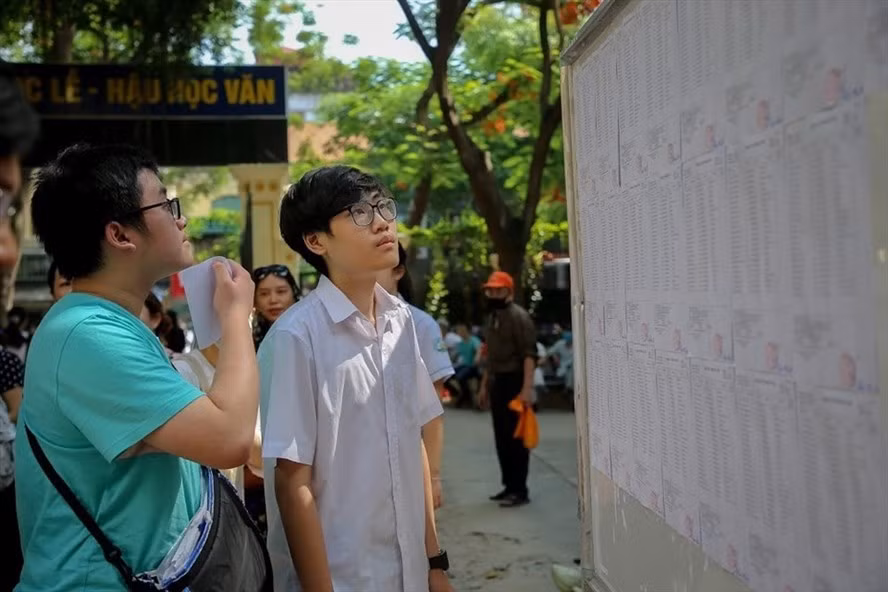  Học sinh chuẩn bị thi lớp 10 tại Hà Nội năm nay gặp nhiều thay đổi trong tuyển sinh. Ảnh H.P