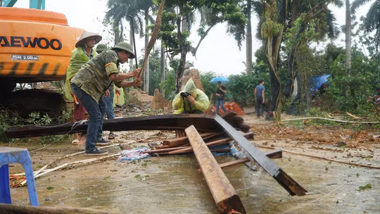Khoảng 500 người được huy động Khoảng 500 người được huy động