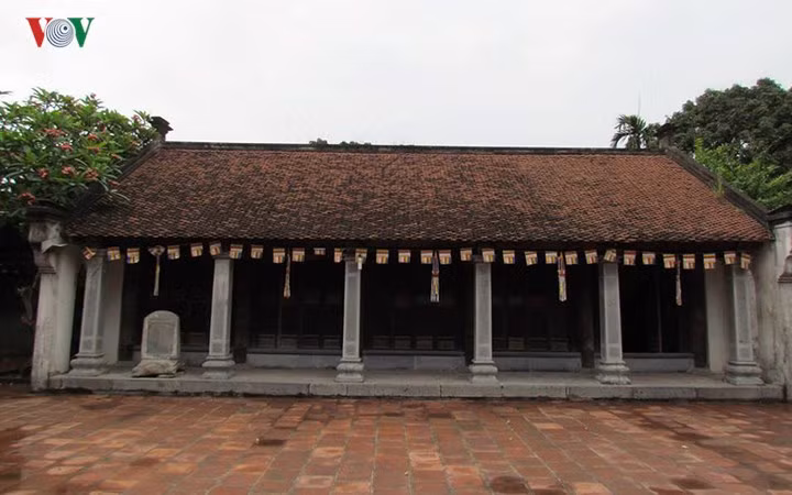Chùa Bà Đanh, còn có tên là Bảo Sơn tự, là danh thắng nổi tiếng của tỉnh Hà Nam. Cũng như nhiều ngôi chùa khác ở Bắc Bộ, Chùa Bà Đanh thờ Phật.