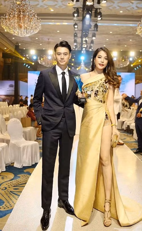 Đến giữa năm 2019, Trương Ngọc Ánh liên tục bị soi 