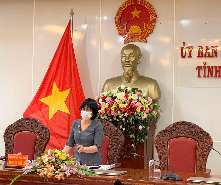 Phó Chủ tịch UBND tỉnh Nguyễn Thị Thanh Lịch phát biểu chỉ đạo tại cuộc họp. Ảnh: Như Nguyện Phó Chủ tịch UBND tỉnh Nguyễn Thị Thanh Lịch chỉ đạo tại cuộc họp. Ảnh: Như Nguyện