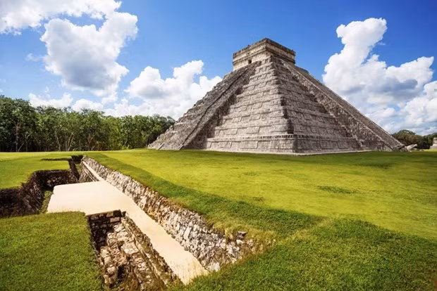 Công trình kiến trúc El Castillo của người Mayar. Ảnh minh họa. (Nguồn: Chichenitzatours)