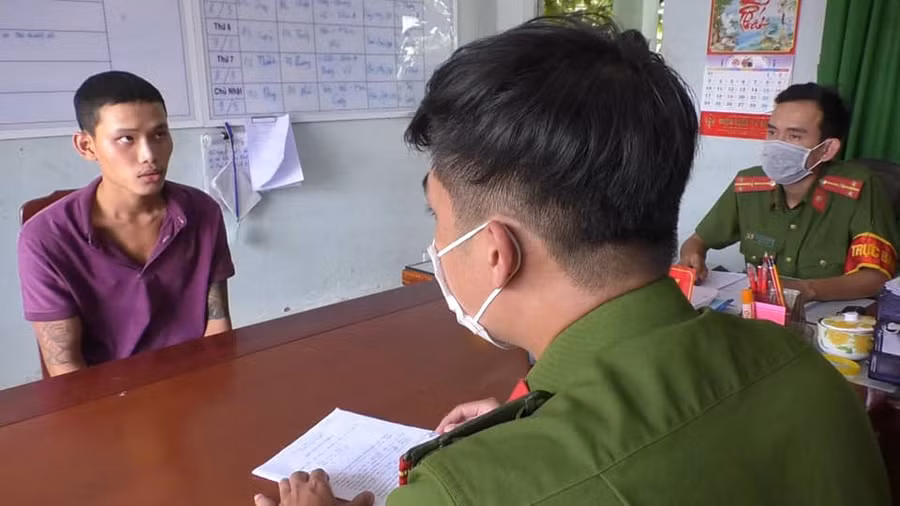 Qua đấu tranh, Tài khai nhận cả chục vụ trộm mai cảnh- ẢNH: NGUYỄN TÚ
