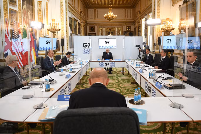 Khung cảnh hội nghị G7 ở thủ đô London – Anh hôm 4-5 Ảnh: REUTERS