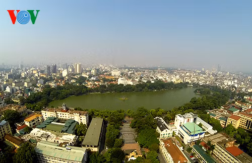 Hồ Gươm, trái tim của Hà Nội nhìn từ trên cao. Hồ Gươm, trái tim của Hà Nội nhìn từ trên cao.