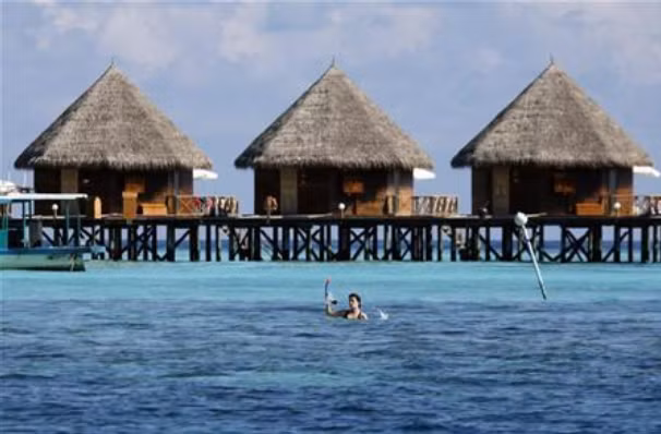 Du khách tại Maldives. Nguồn: Reuters