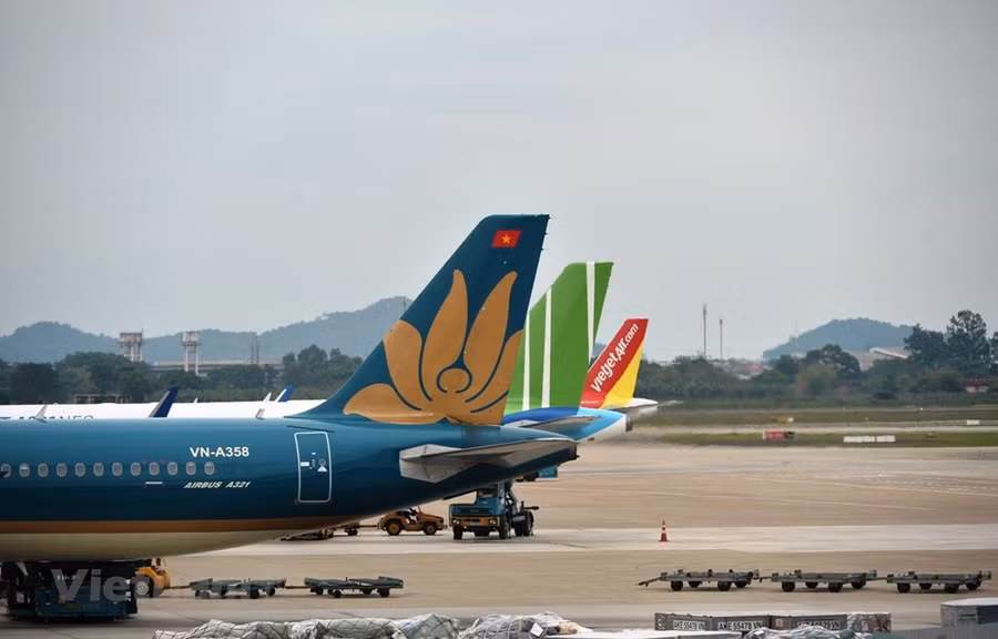 Các hãng hàng không đã tăng chuyến bay và hỗ trợ chính sách đổi vé hoặc hoàn vé bay cho khách đi, đến Đà Nẵng. (Ảnh: Hoàng Anh/Vietnam+)