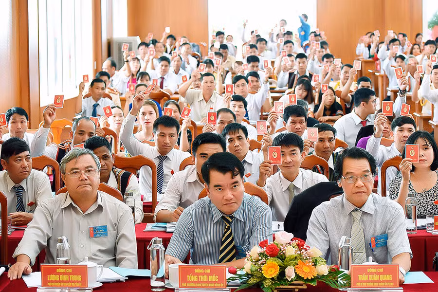 Các đại biểu tham dự phiên trù bị Đại hội đại biểu Đảng bộ huyện Đak Đoa nhiệm kỳ 2020-2025. Ảnh: Đ.T