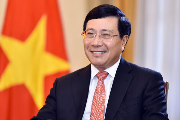 Ủy viên Bộ Chính trị, Phó Thủ tướng, Bộ trưởng Bộ Ngoại giao Phạm Bình Minh. Ảnh: VGP Ủy viên Bộ Chính trị, Phó Thủ tướng, Bộ trưởng Bộ Ngoại giao Phạm Bình Minh. Ảnh: VGP