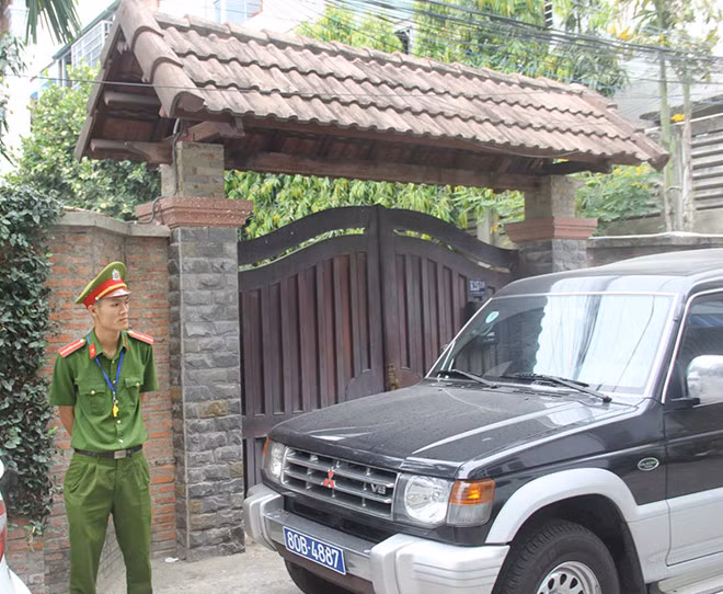 Khám xét nhà ông Trần Văn Minh 