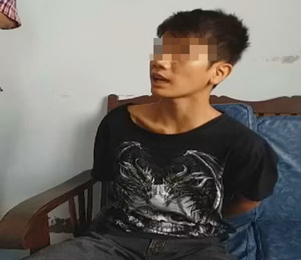 L. tại thời điểm bị công an bắt giữ L. tại thời điểm bị công an bắt giữ