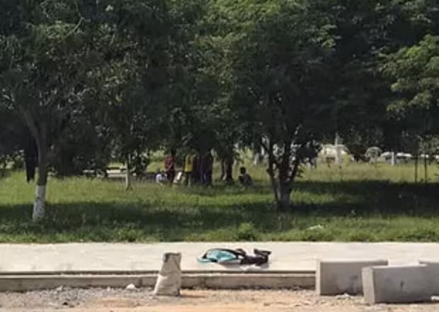 Công an khám nghiệm hiện trường sáng 29-9