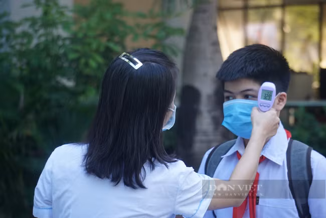 Đà Nẵng sẽ tiêm vaccine Covid-19 cho trẻ từ 15-17 tuổi. Ảnh: D.B