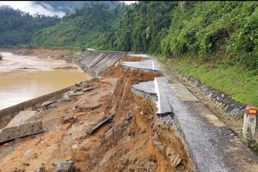 Các địa phương từ Thanh Hóa đến Phú Yên và khu vực Tây Nguyên chủ động ứng phó với bão, mưa lũ. Ảnh LDO