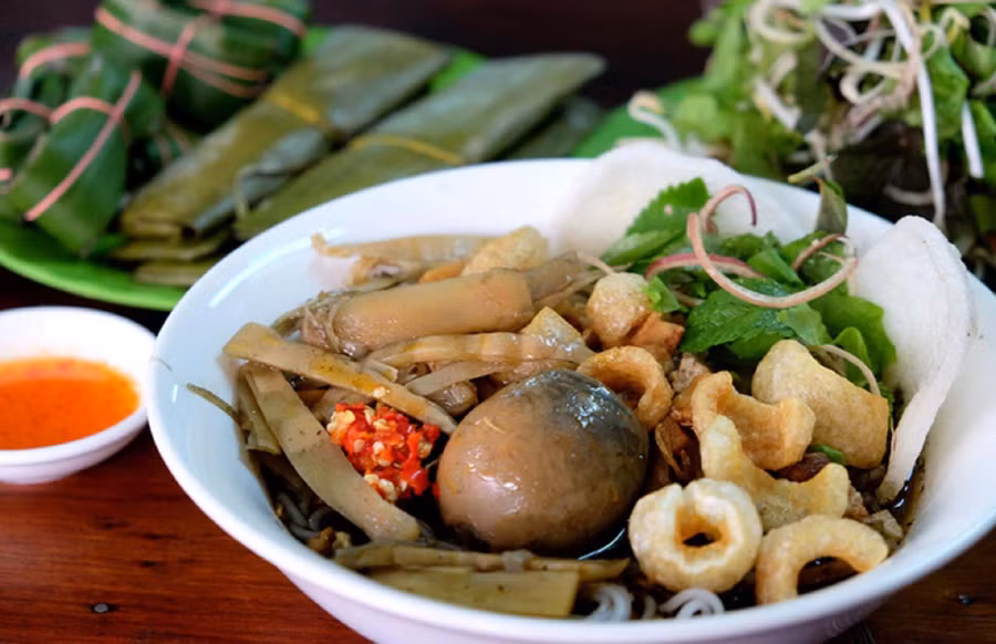 Bún mắm cua Gia Lai. Ảnh: Nhung Lương
