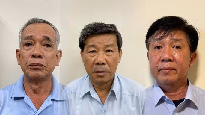 Các bị can Phạm Văn Cành (bìa trái), Trần Thanh Liêm (giữa), Nguyễn Thanh Trúc (bìa phải)
