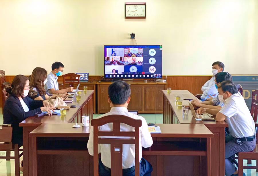 Hội nghị trực tuyến Triển khai Chiến lược quốc gia về tăng trưởng xanh giai đoạn 2021-2030, tầm nhìn 2050 do Bộ Kế hoạch và Đầu tư tổ chức ngày 29-10. Ảnh: Hà Duy