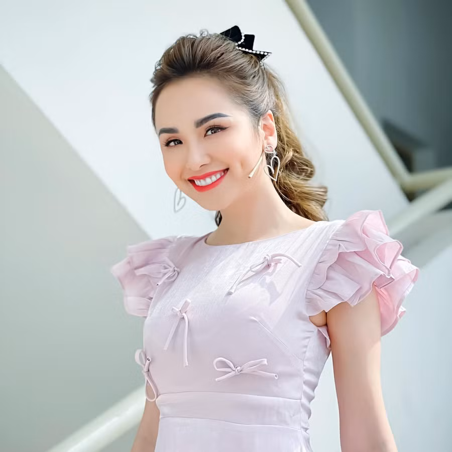 Nhan sắc Diễm Hương tại thời điểm hiện tại. Ảnh: FBNV