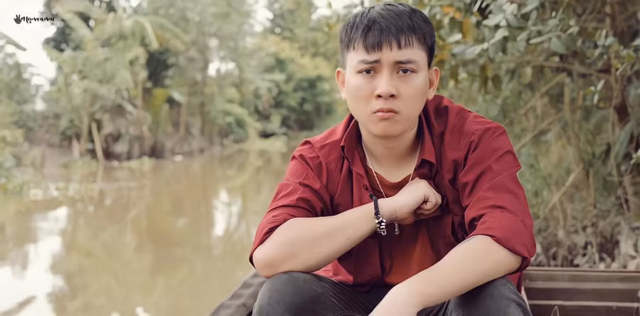 Con nuôi Hoài Linh thoải mái hơn trong việc chia sẻ hình ảnh của bản thân trên mạng xã hội. Ảnh: FBNV
