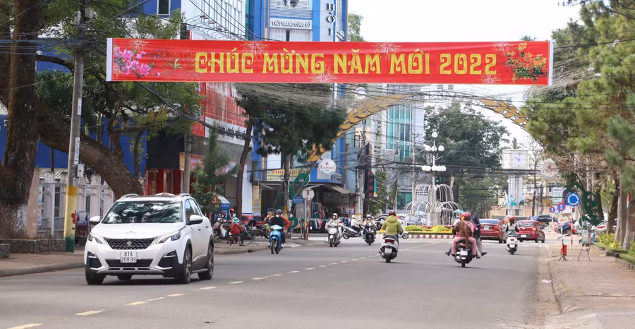  Một cái Tết trọn vẹn đầm ấm yên vui phải là một cái Tết an toàn. Ảnh: Quang Tấn