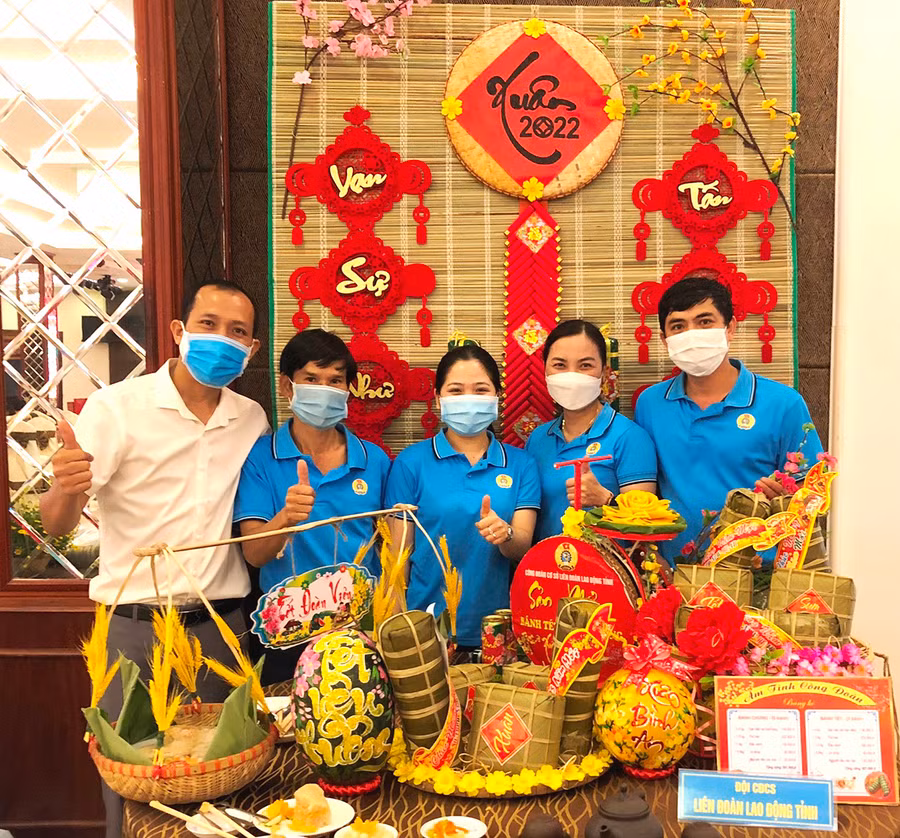  Đội Công đoàn cơ sở Liên đoàn Lao động tỉnh đạt giải trình bày ấn tượng tại hội thi. Ảnh: Đinh Yến