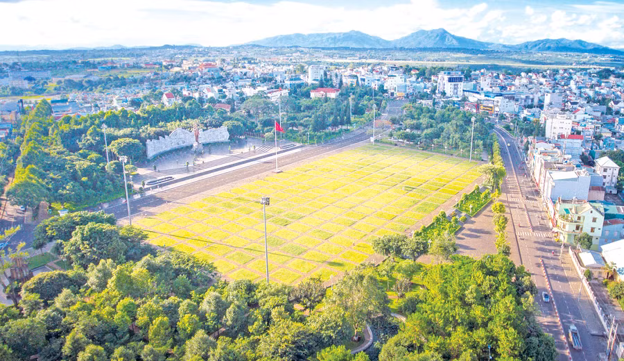 Quảng trường Đại Đoàn Kết (TP. Pleiku). Ảnh: Phan Nguyên
