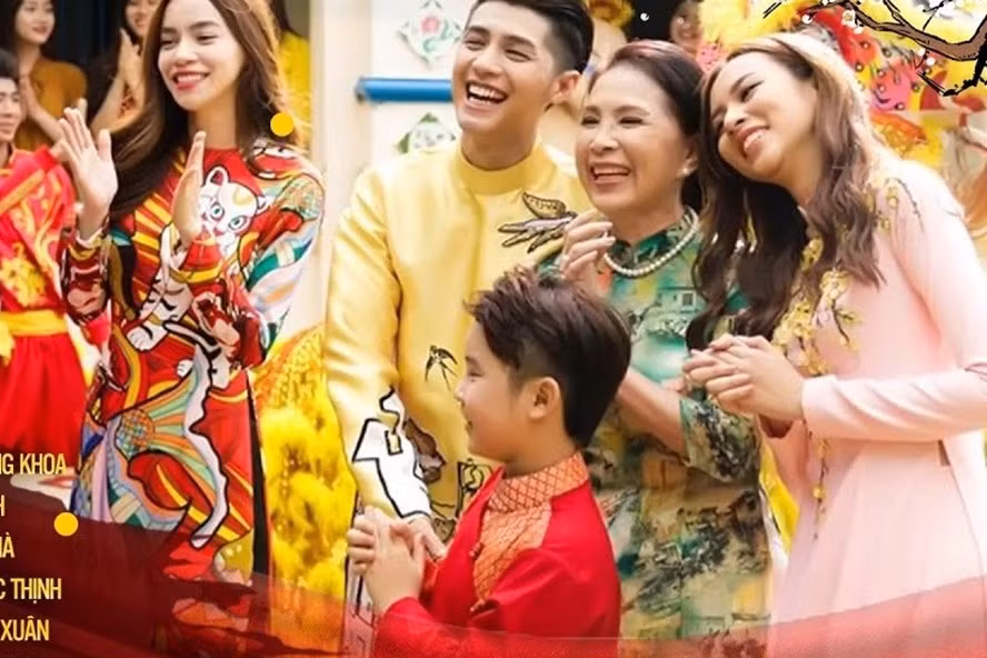 Top 5 ca khúc được khán giả yêu thích vào mỗi dịp Tết đến xuân về. Ảnh: T. L