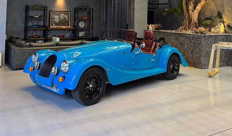 Morgan Plus Four có kiểu dáng cổ điển không thay đổi sau hơn 70 năm. Morgan Plus Four có kiểu dáng cổ điển không thay đổi sau hơn 70 năm