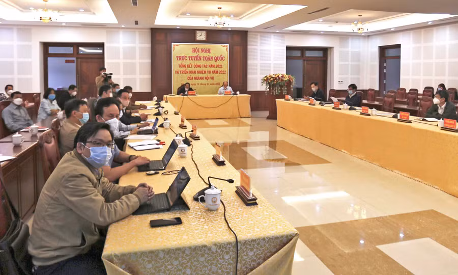 Các lãnh đạo Sở, ban, ngành của tỉnh tham dự Hội nghị tại điểm cầu Gia Lai. Ảnh: Lê Văn Ngọc