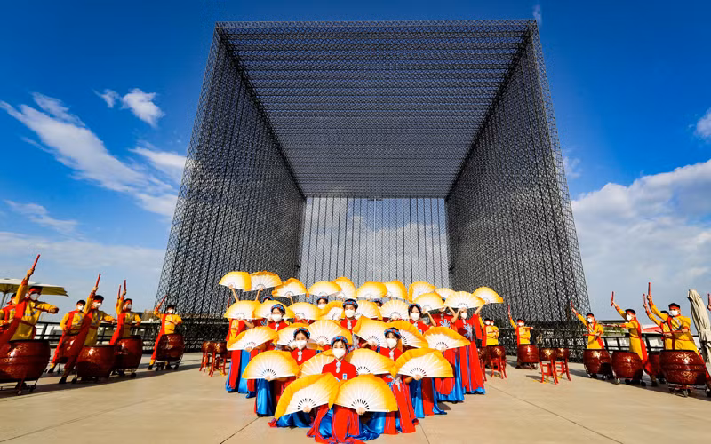 Trình diễn nghệ thuật truyền thống Việt Nam tại Dubai EXPO 2020. (Ảnh: NAM NGUYỄN) Trình diễn nghệ thuật truyền thống Việt Nam tại Dubai EXPO 2020. (Ảnh: NAM NGUYỄN)