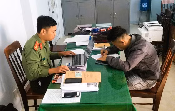 Đối tượng khai nhận hành vi tại cơ quan điều tra Đối tượng khai nhận hành vi tại cơ quan điều tra