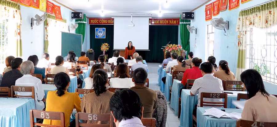  Quang cảnh buổi khảo sát. Ảnh: Mộc Trà