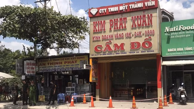 Hiện trường vụ cướp tiệm vàng. Ảnh: CACC