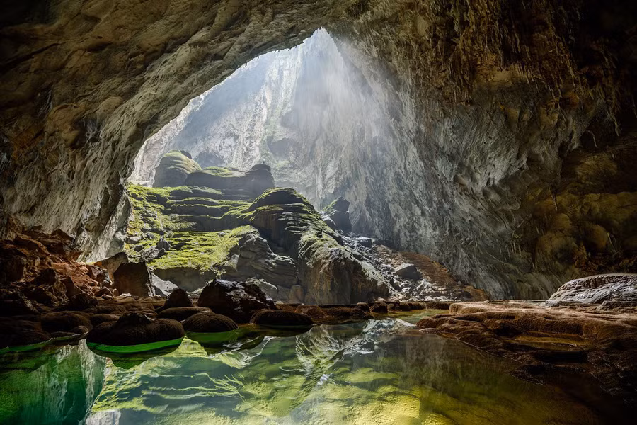Vẻ đẹp kỳ vĩ của hang Sơn Đoòng. Ảnh: Oxalis Adventure