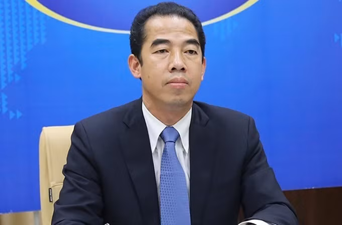  Tô Anh Dũng - Nguyên Thứ trưởng Bộ Ngoại giao bị bắt vì liên quan đến vụ chuyến bay giải cứu Ảnh: LĐO